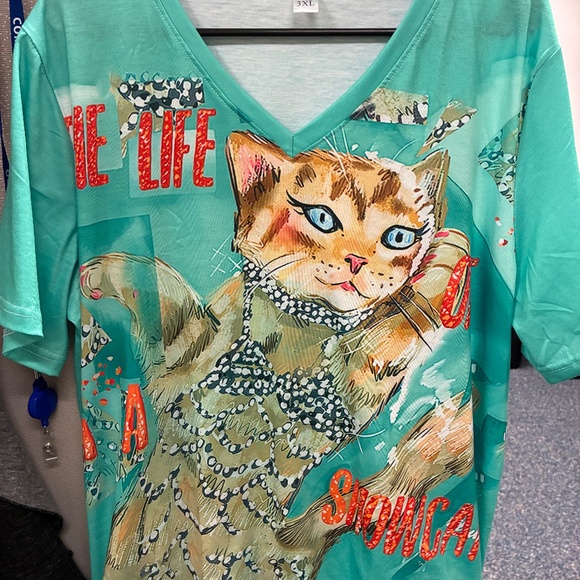 LIFE OF A SHOWCAT t-shirt, (Taylor Swift, but not official merch) - Picture 1 of 7